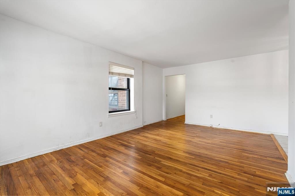 130 Orient Way, Unit 4H Rutherford, NJ 07070 - Photo 7 of 22