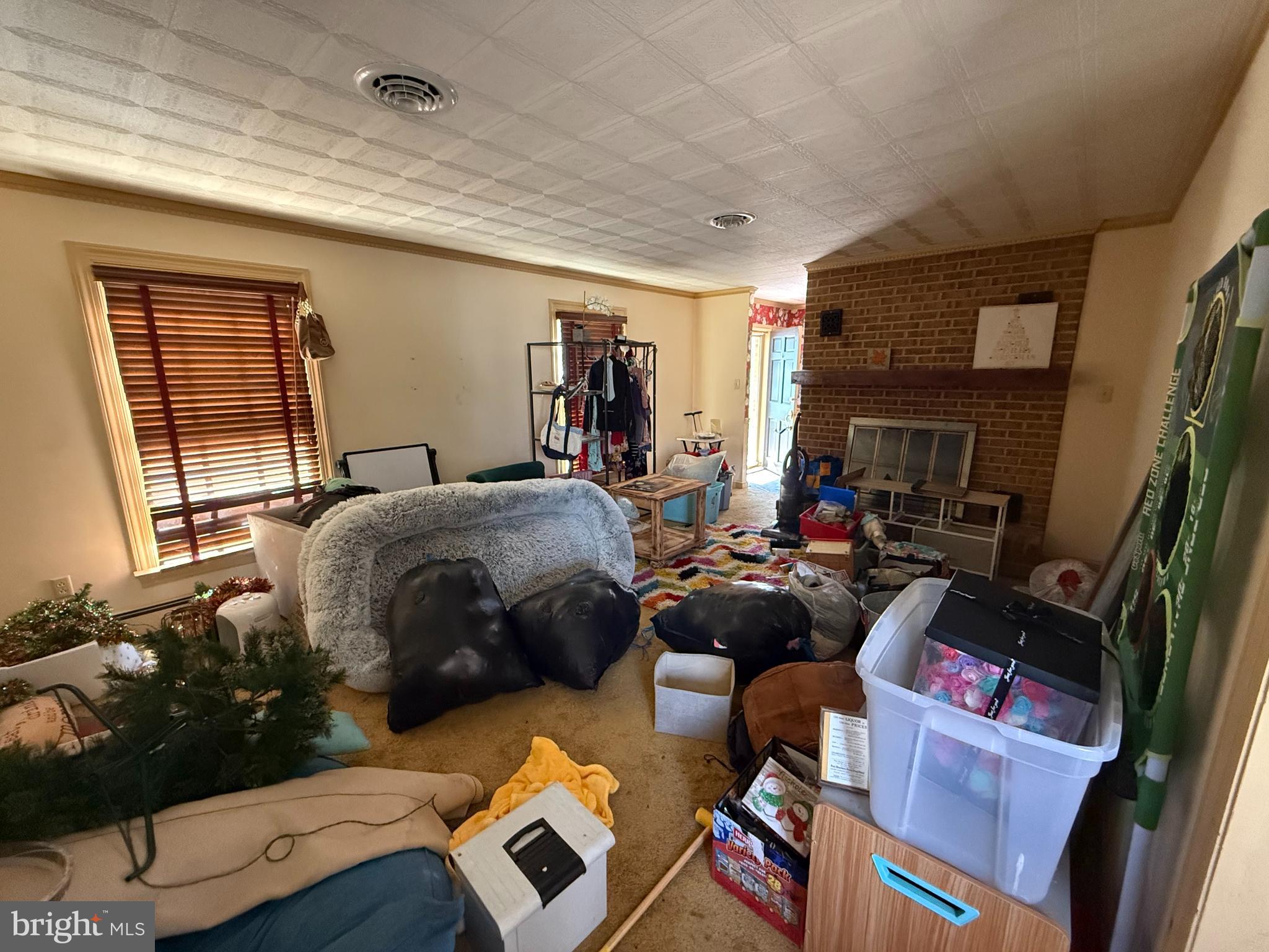2578 Hilltop Road Federalsburg, MD 21632 - Photo 3 of 12 Living Room