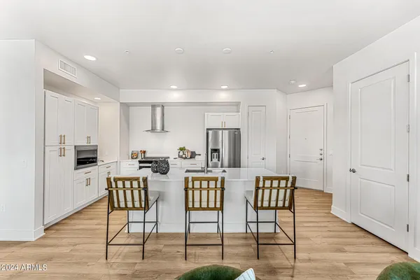 $489,000 | 3131 North Central Avenue, Unit 3015, Phoenix, AZ 85012