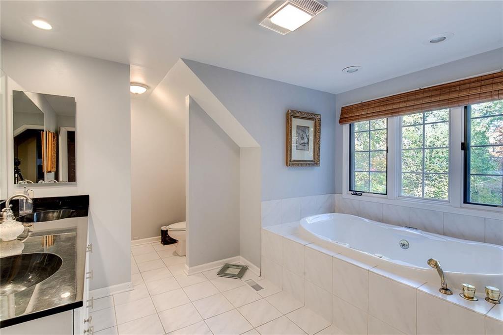 5717 Rolling Ridge Road Indianapolis, IN 46220 - Photo 26 of 41 Gallery Image 26