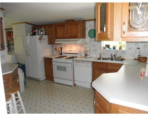 1183 Harmony Road Baden, PA 15005 - Photo 5 of 12 Kitchen.