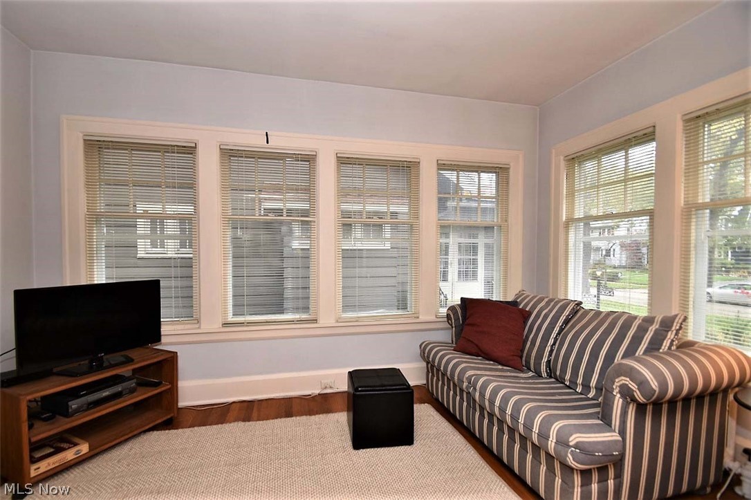 3060 Corydon Road Cleveland, OH 44118 - Photo 9 of 22 Gallery Image 9