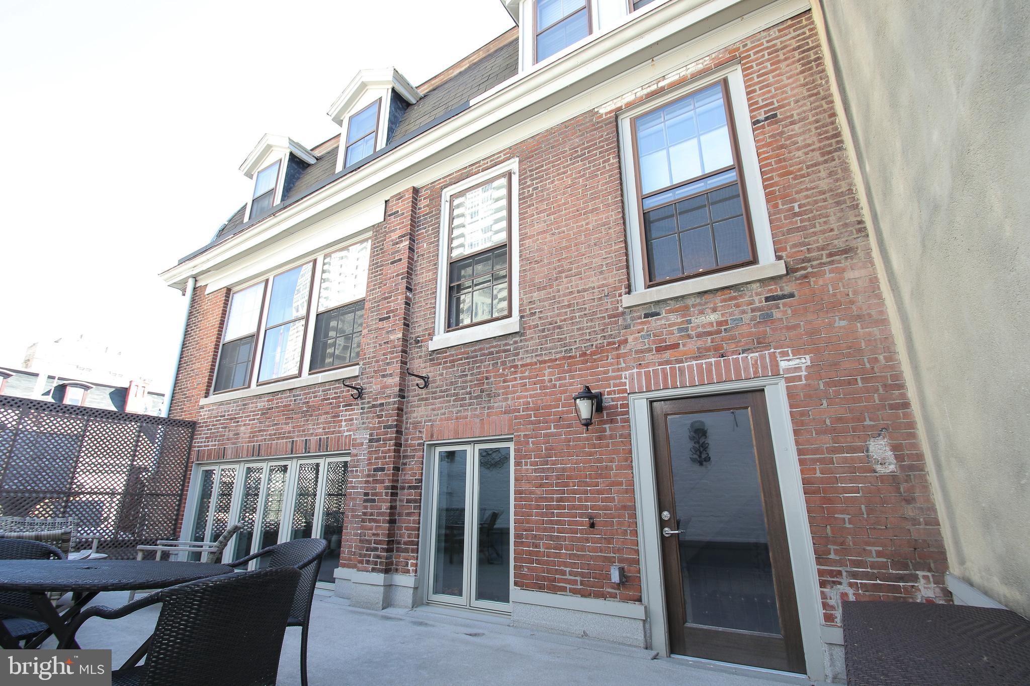 2009 Spruce Street, Unit B Philadelphia, PA 19103 - Photo 14 of 44