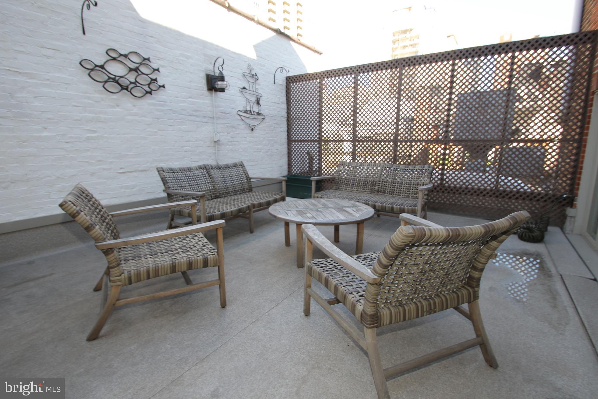 2009 Spruce Street, Unit B Philadelphia, PA 19103 - Photo 17 of 44