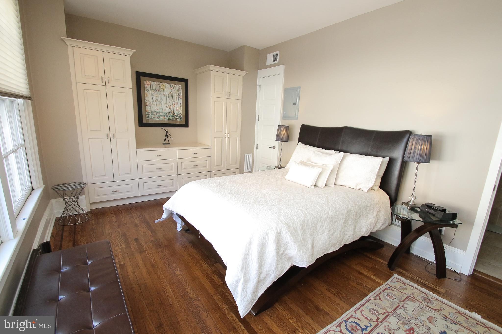 2009 Spruce Street, Unit B Philadelphia, PA 19103 - Photo 21 of 44