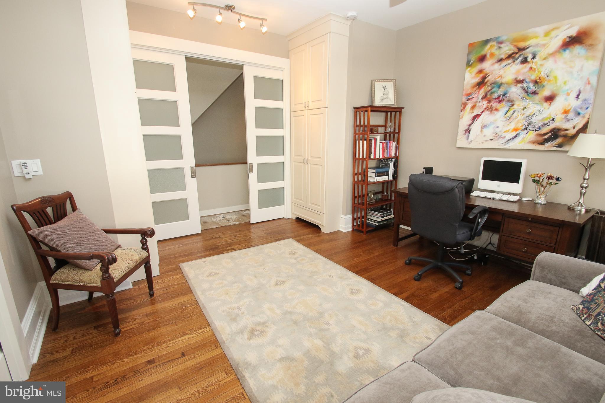 2009 Spruce Street, Unit B Philadelphia, PA 19103 - Photo 30 of 44
