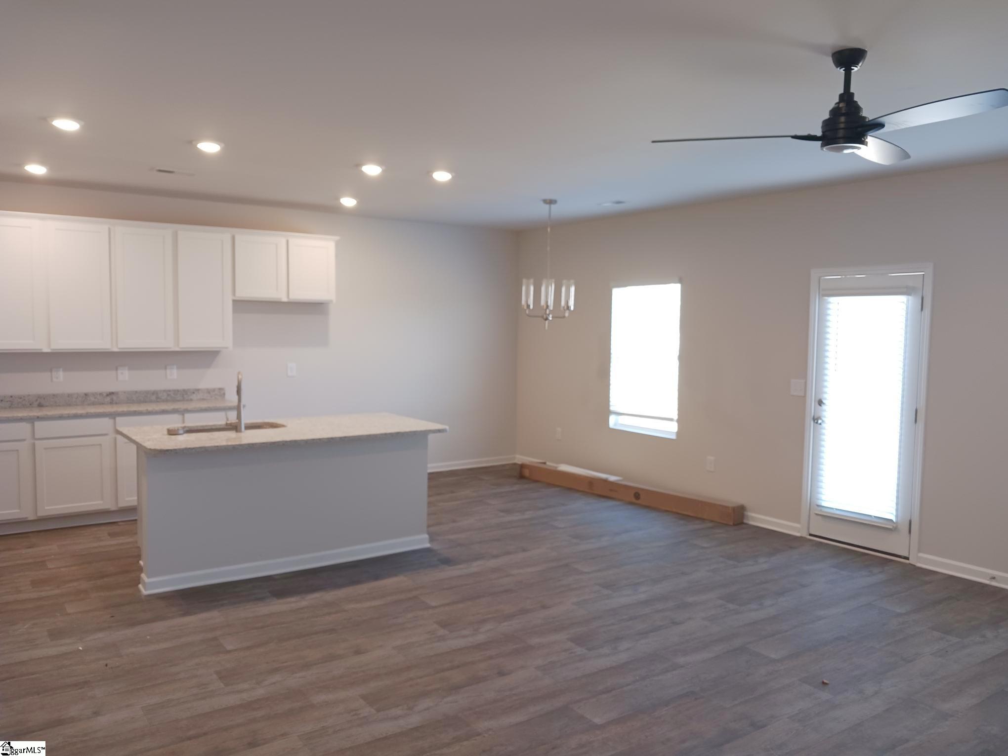 433 Haddon Trail Woodruff, SC 29388 - Photo 4 of 27