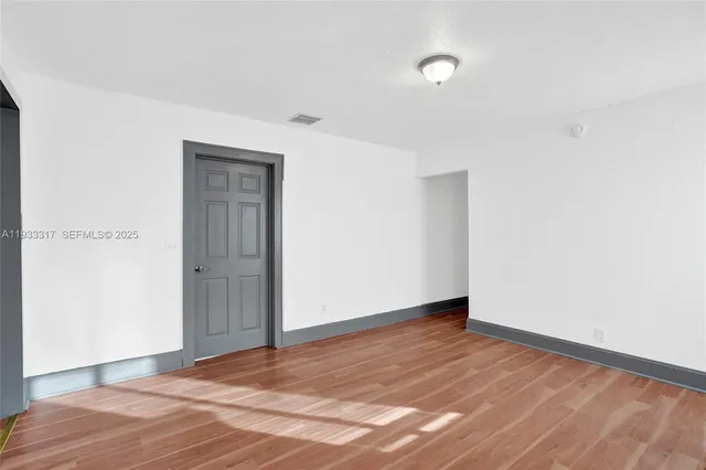 $3,000 | 249 Southwest 4th Street, Unit 1, Dania Beach, FL 33004