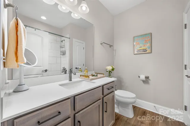 $650,000 | 2031 New Style Way, Tega Cay, SC 29708