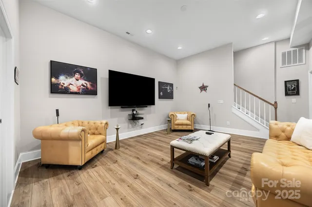 $650,000 | 2031 New Style Way, Tega Cay, SC 29708