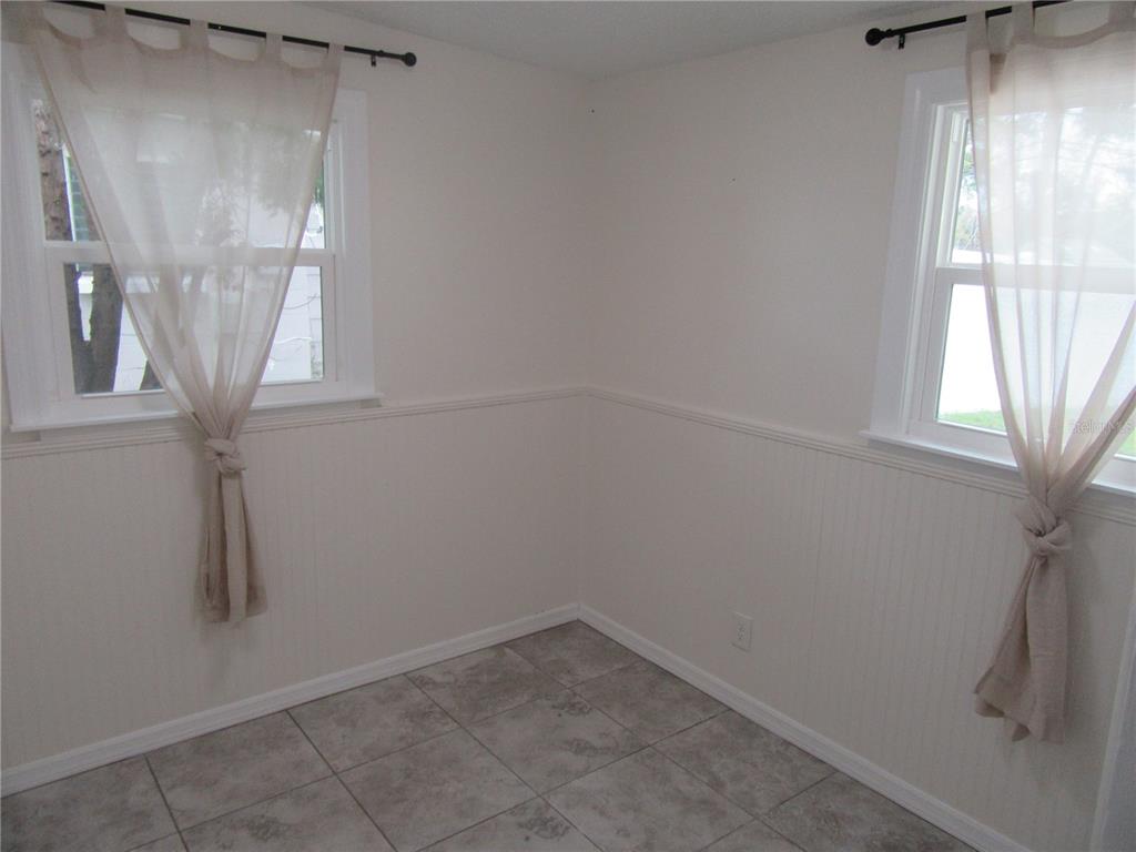 11913 104th Street Largo, FL 33773 - Photo 30 of 34 a view of small space