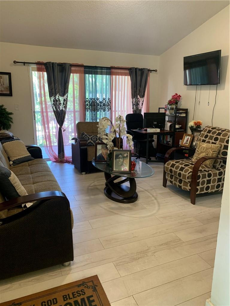 5720 Rock Island Road, Unit 394 Tamarac, FL 33319 - Photo 3 of 17 Photo 3