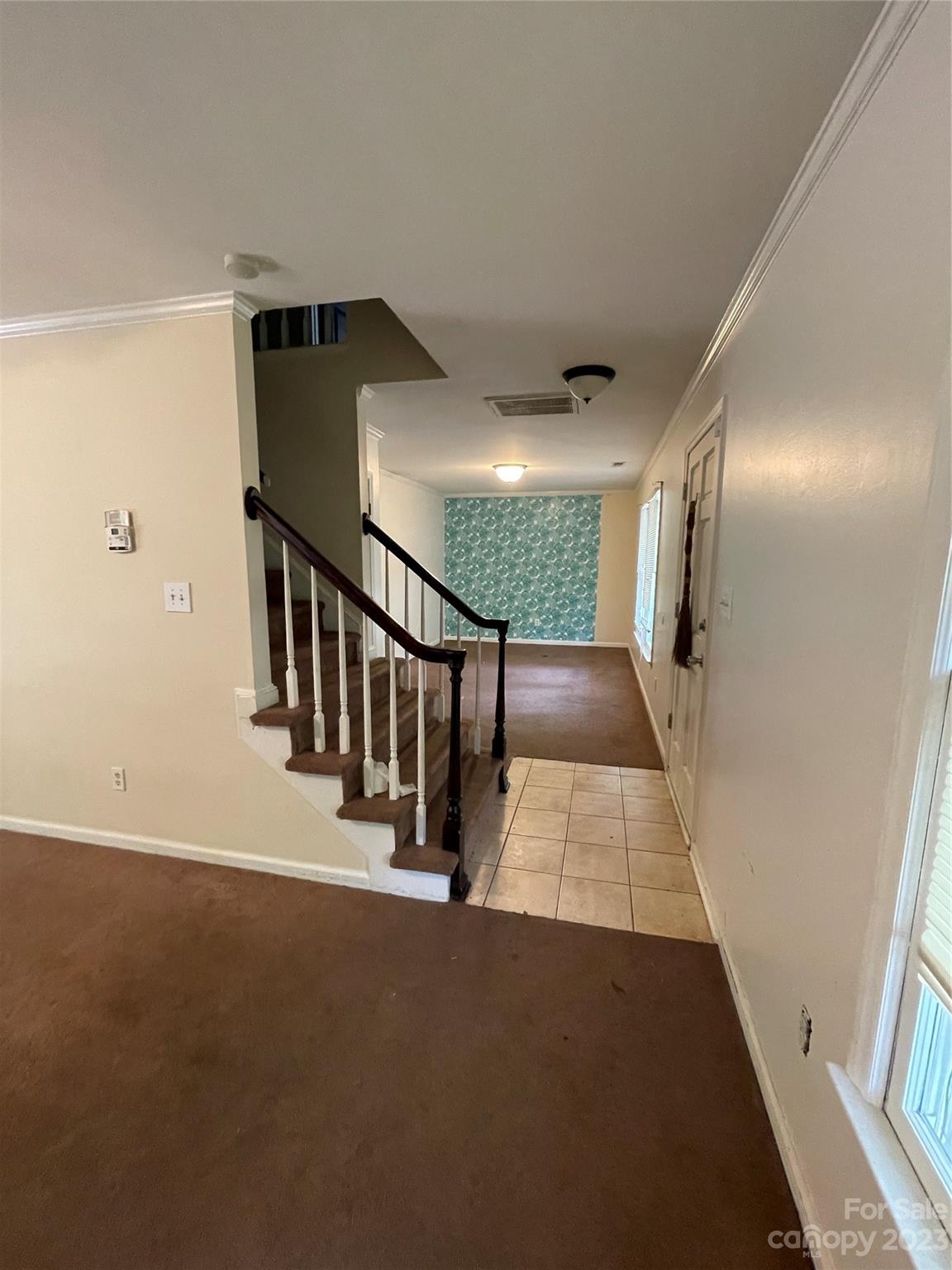 2819 Royal Ridge Lane Charlotte, NC 28212 - Photo 13 of 27 a view of entryway