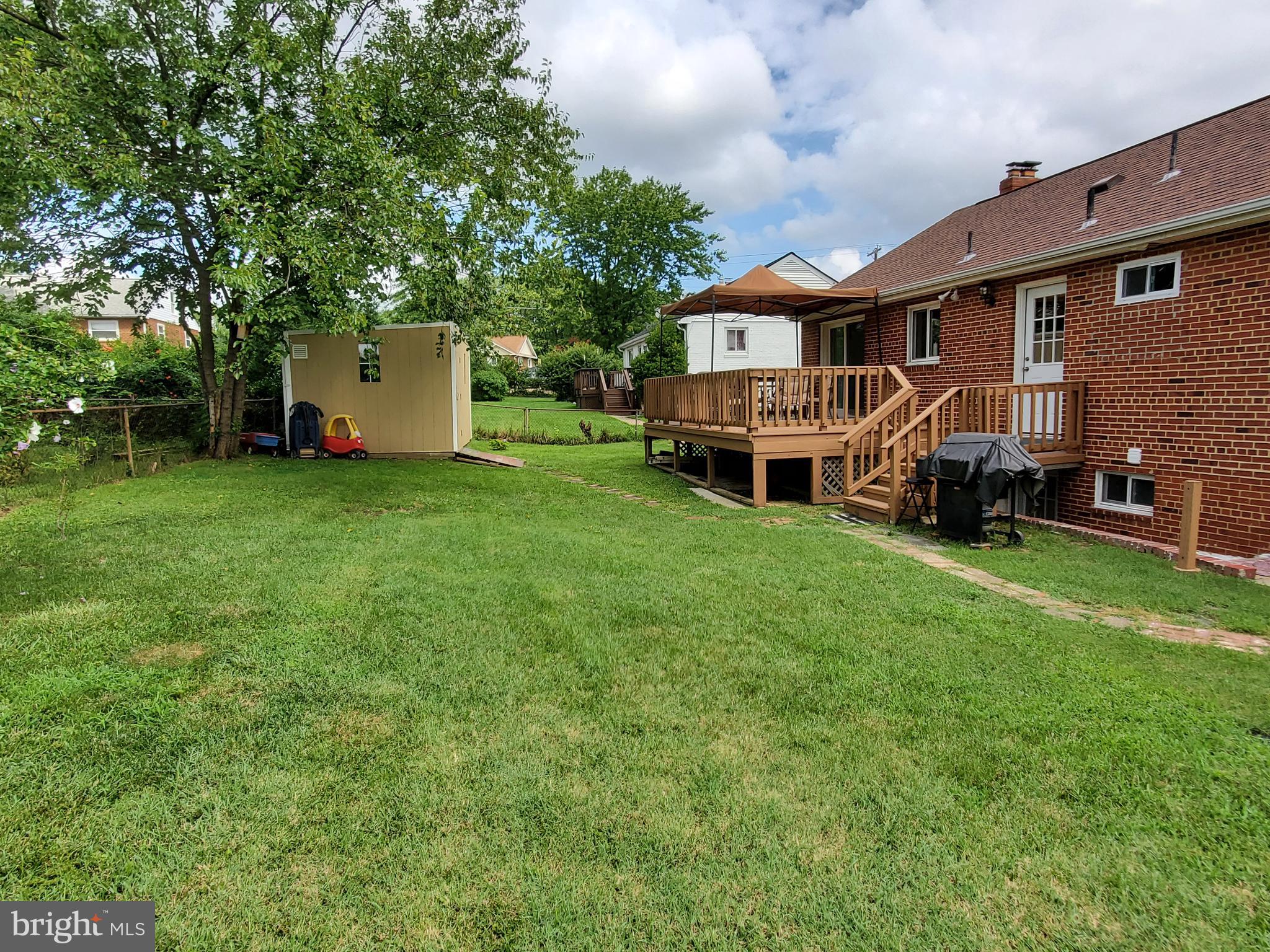 6002 Grayson Street Springfield, VA 22150 - Photo 14 of 81 Gallery Image 14