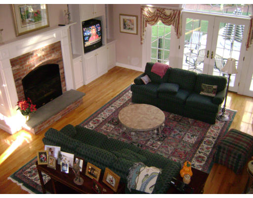 9 Tip Pond Road Shrewsbury, MA 01545 - Photo 3 of 10 Gallery Image 3