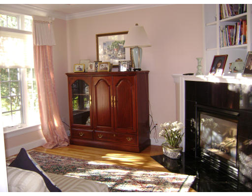 9 Tip Pond Road Shrewsbury, MA 01545 - Photo 6 of 10 Gallery Image 6