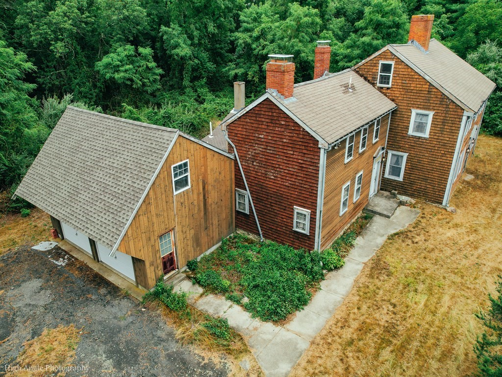 119 Dexter Lane Rochester, MA 02770 - Photo 2 of 20
