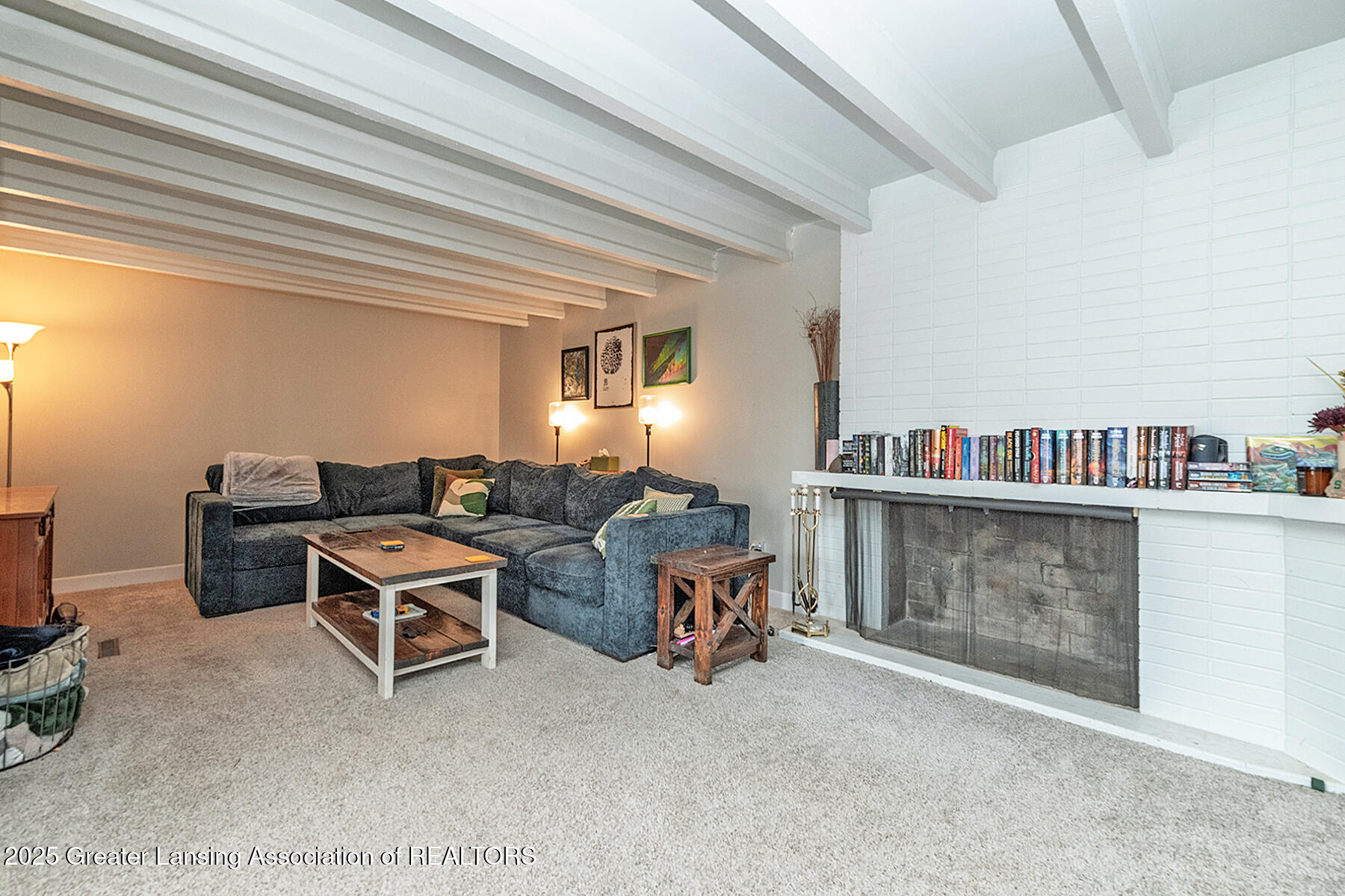 2241 Cumberland Road Lansing, MI 48906 - Photo 11 of 24 11