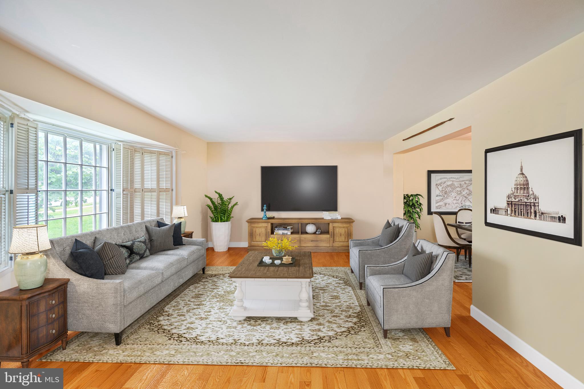 8518 Oakford Drive Springfield, VA 22152 - Photo 3 of 14