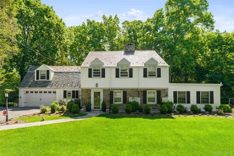 $2,495,000 | 202 Rock Creek Lane, Scarsdale, NY 10583