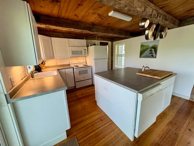 $575,000 | 1291 Littleton Road, Monroe, NH 03771