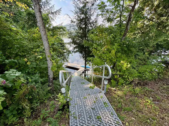 $575,000 | 1291 Littleton Road, Monroe, NH 03771