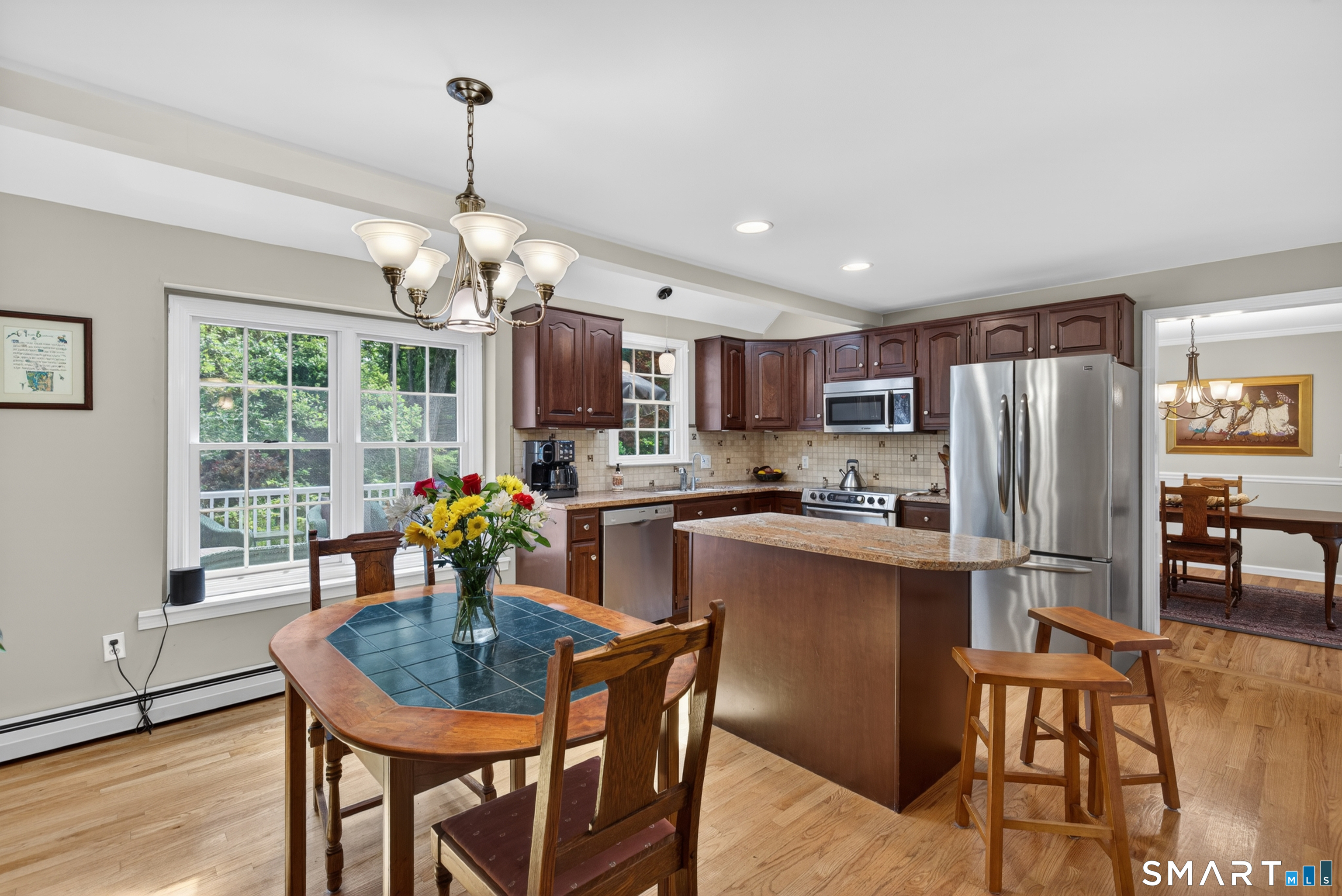 476 Summer Hill Road Madison, CT 06443 - Photo 8 of 39