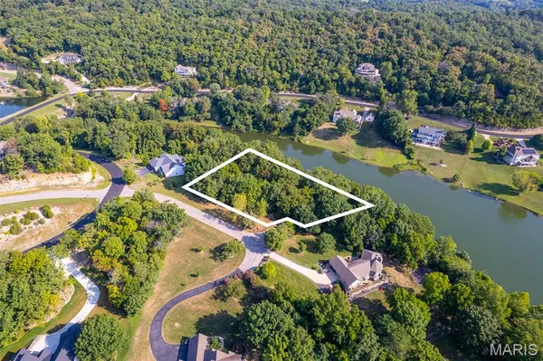 $220,000 | 4413 Arrowhead Ridge Lane, Augusta, MO 63332