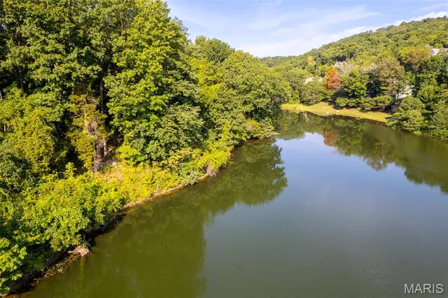 $225,000 | 4413 Arrowhead Ridge Lane, Augusta, MO 63332