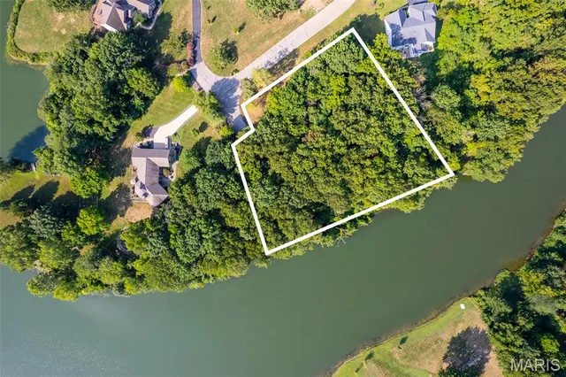 $225,000 | 4413 Arrowhead Ridge Lane, Augusta, MO 63332