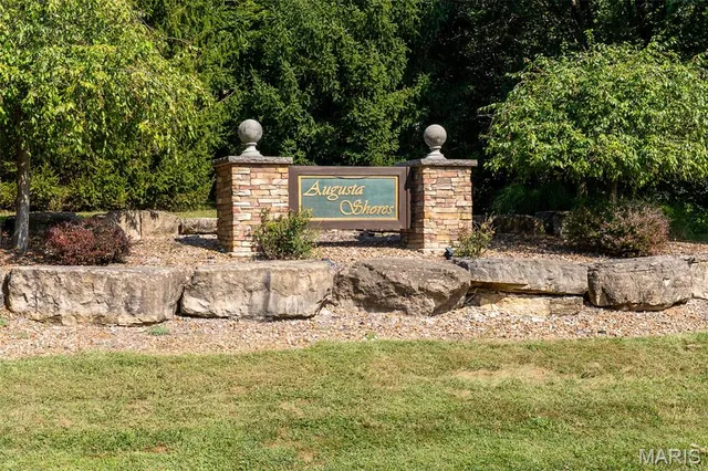 $225,000 | 4413 Arrowhead Ridge Lane, Augusta, MO 63332