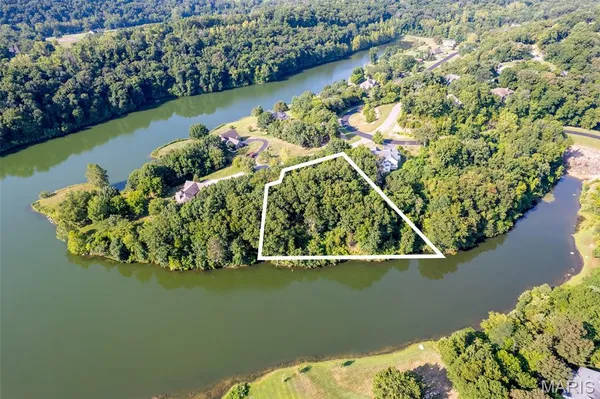 $220,000 | 4413 Arrowhead Ridge Lane, Augusta, MO 63332