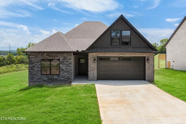 $625,000 | 5109 Gregory Road, Greenback, TN 37742