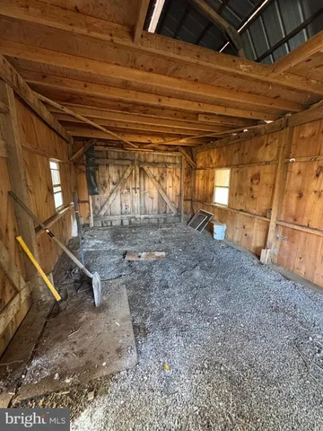 a view of a storage & utility room