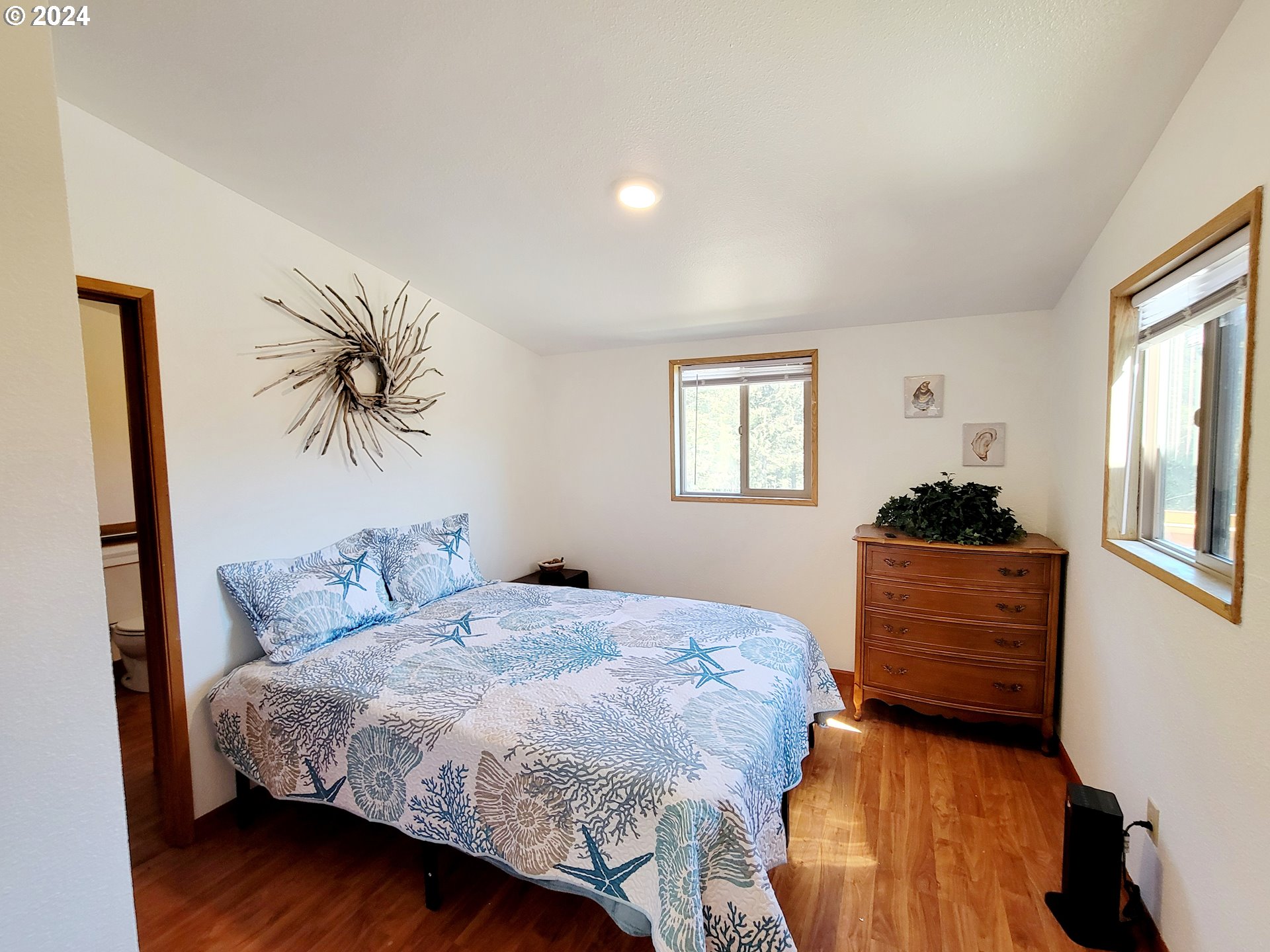 19921 Whaleshead Road, Unit M1 Brookings, OR 97415 - Photo 11 of 24