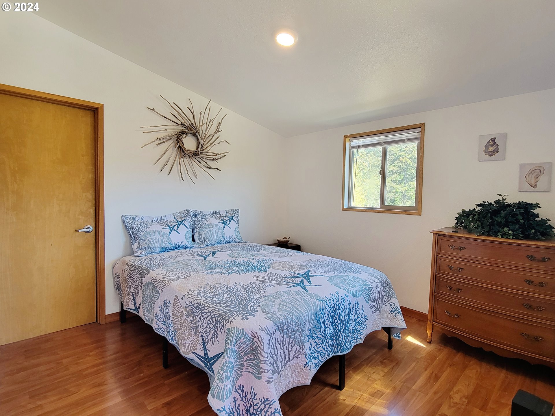 19921 Whaleshead Road, Unit M1 Brookings, OR 97415 - Photo 13 of 24