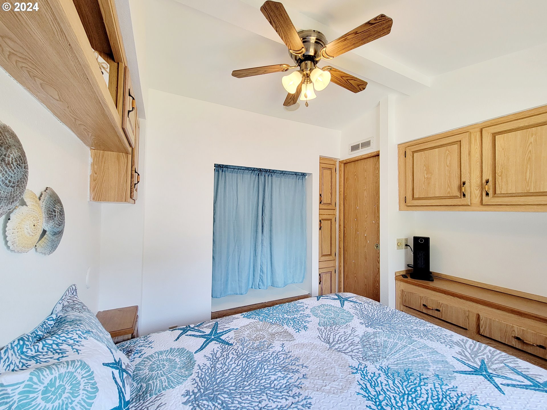 19921 Whaleshead Road, Unit M1 Brookings, OR 97415 - Photo 16 of 24