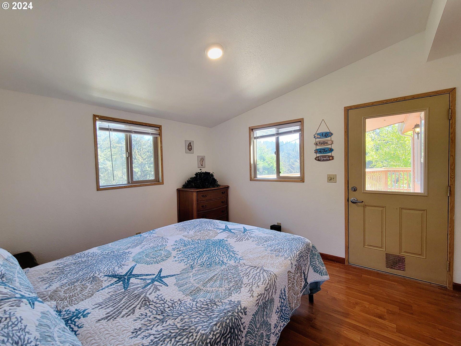 19921 Whaleshead Road, Unit M1 Brookings, OR 97415 - Photo 9 of 24