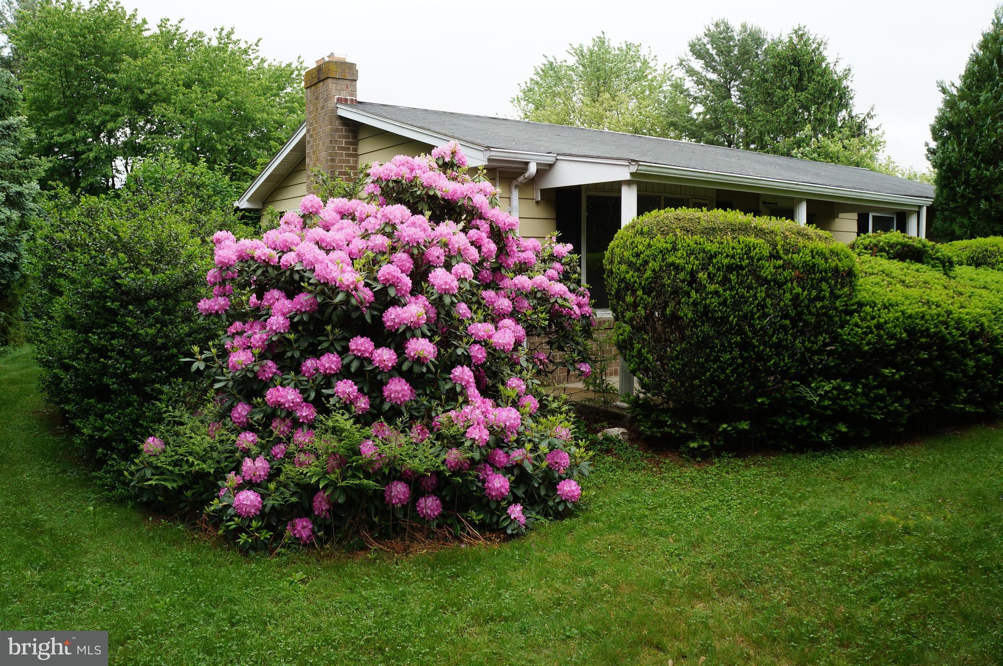 18 Highland Rd Spring Grove Pa Spring Grove, PA 17362 - Photo 1 of 21
