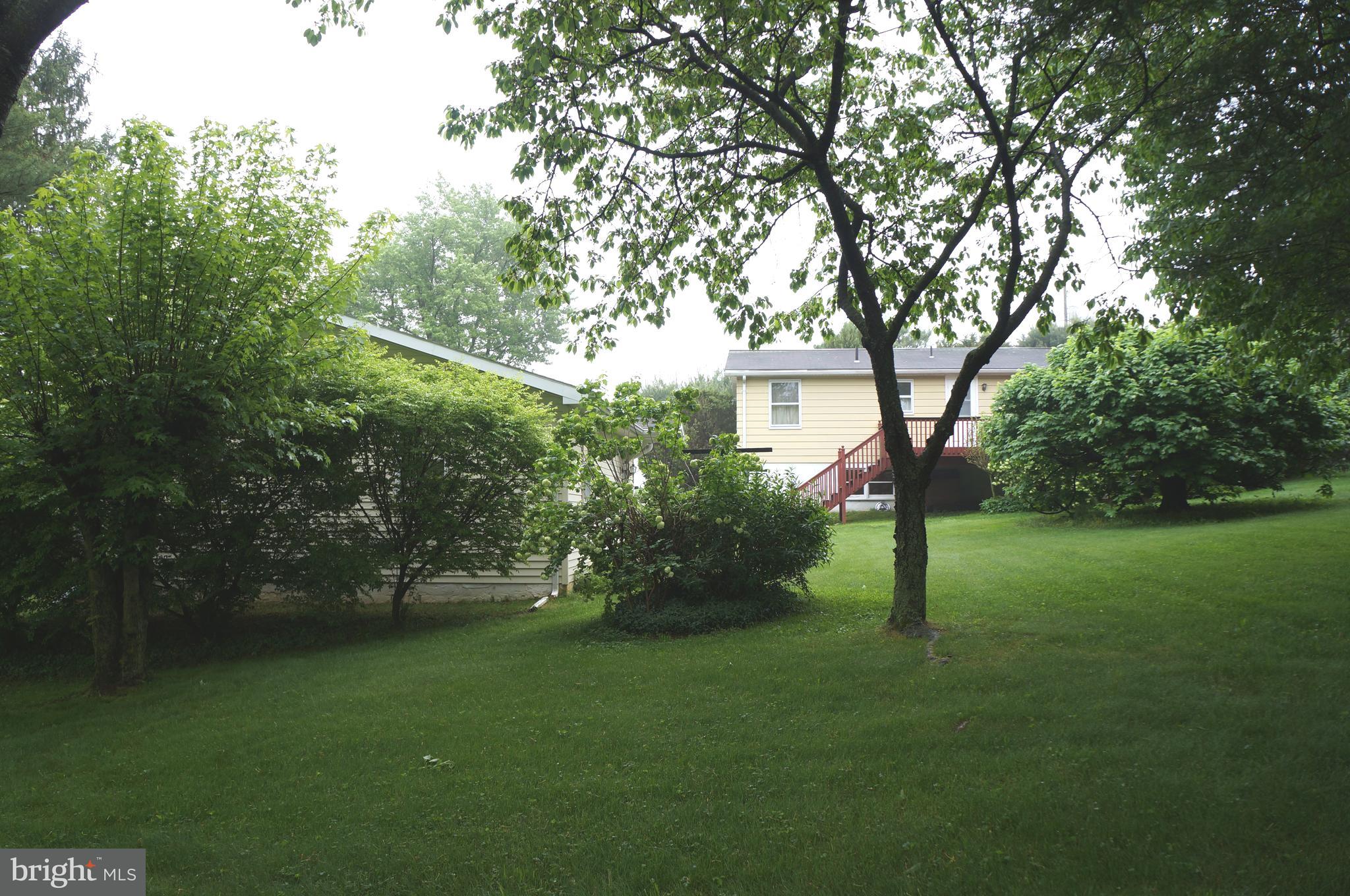 18 Highland Rd Spring Grove Pa Spring Grove, PA 17362 - Photo 7 of 21