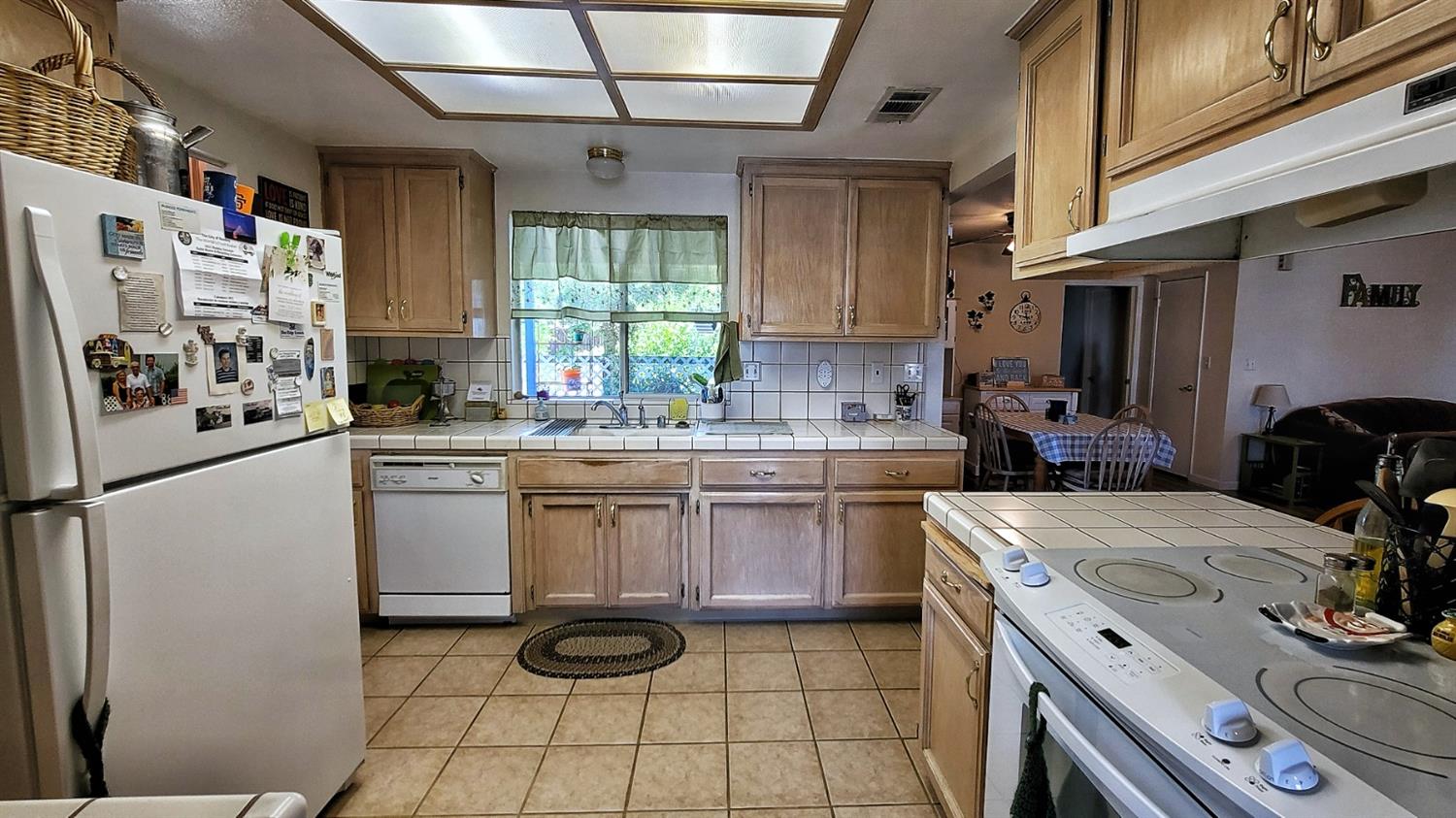 340 West Parlier Avenue Reedley, CA 93654 - Photo 16 of 34 Gallery Image 16