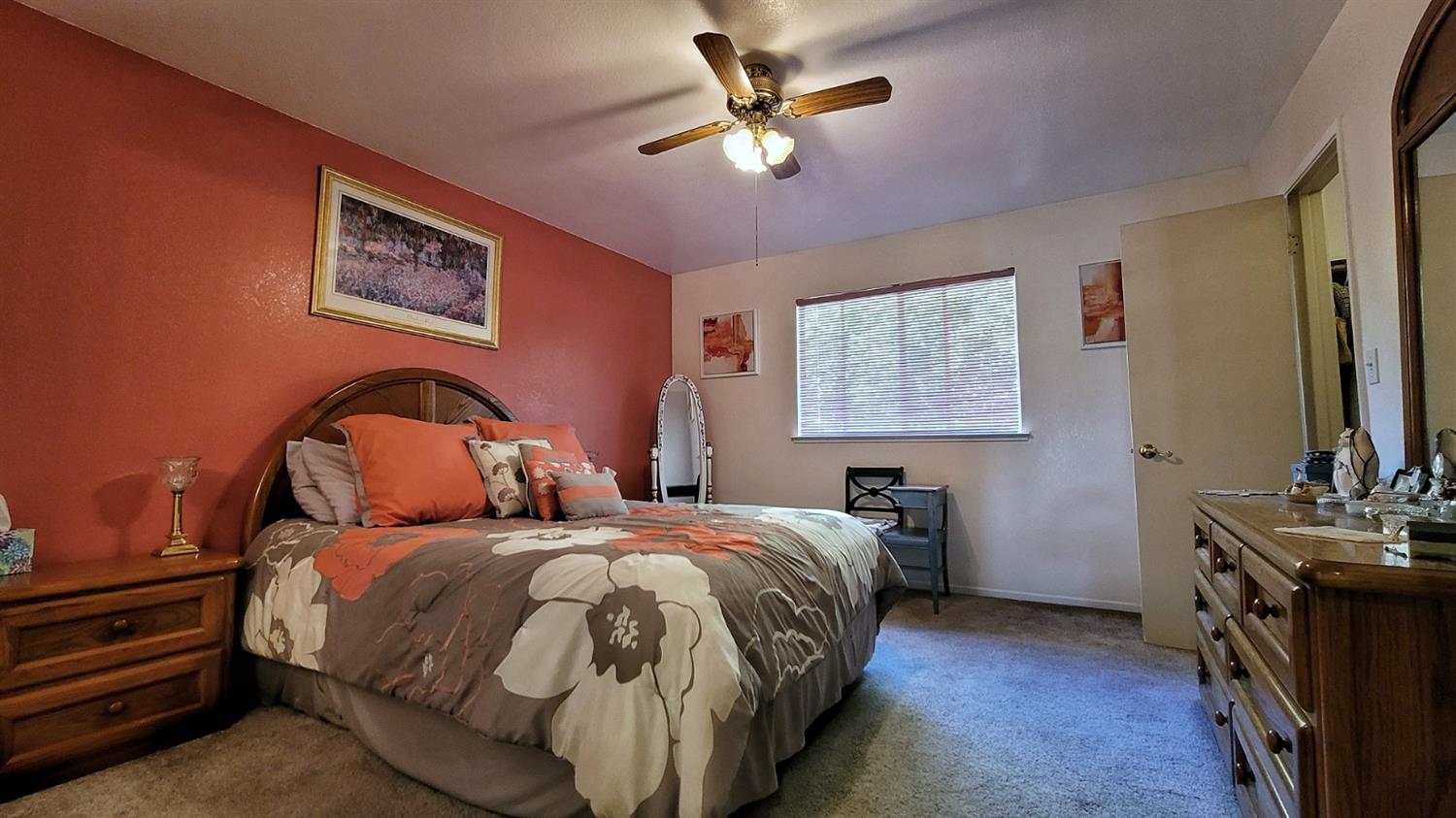 340 West Parlier Avenue Reedley, CA 93654 - Photo 21 of 34 Gallery Image 21