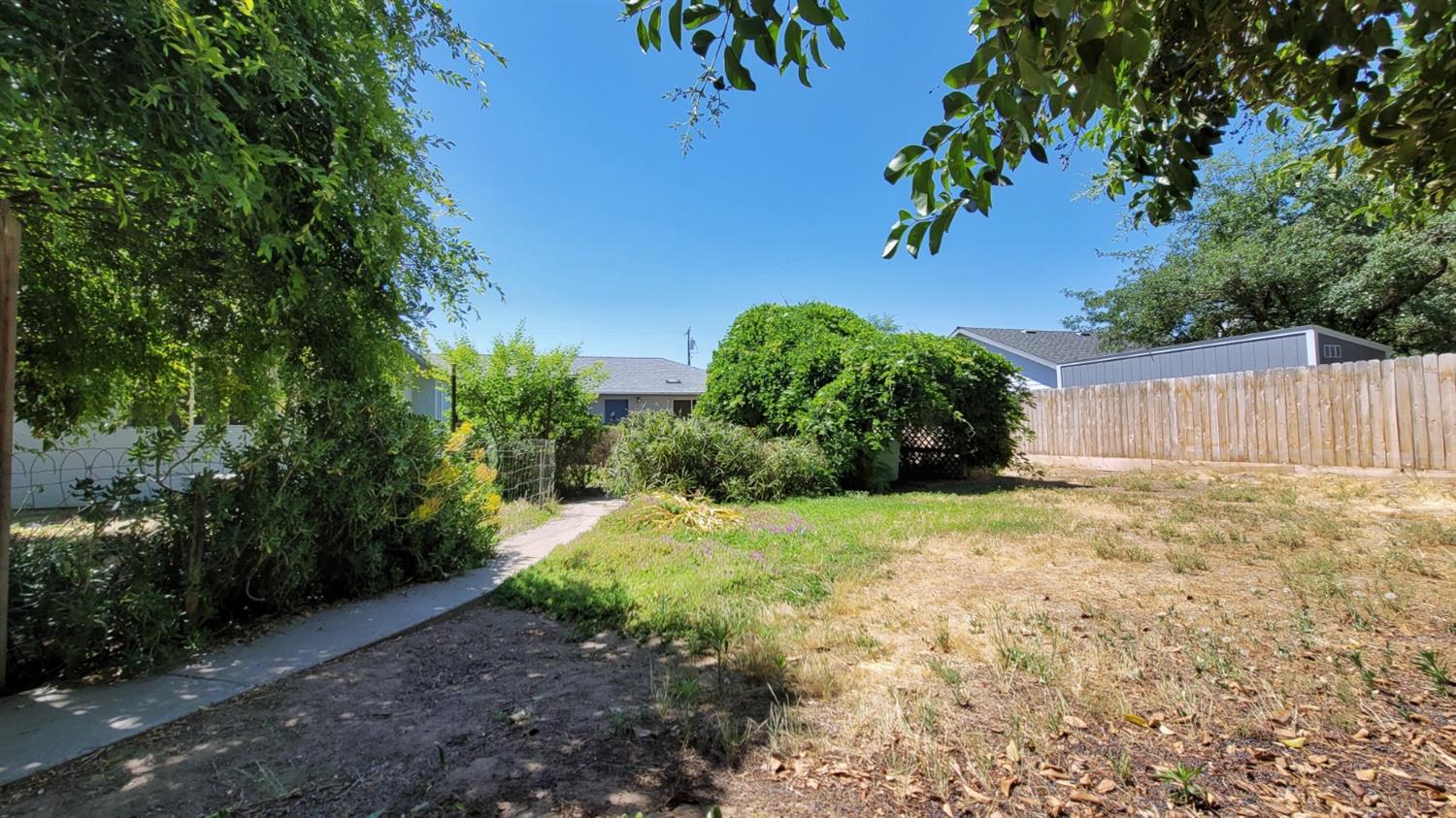340 West Parlier Avenue Reedley, CA 93654 - Photo 32 of 34 Gallery Image 32
