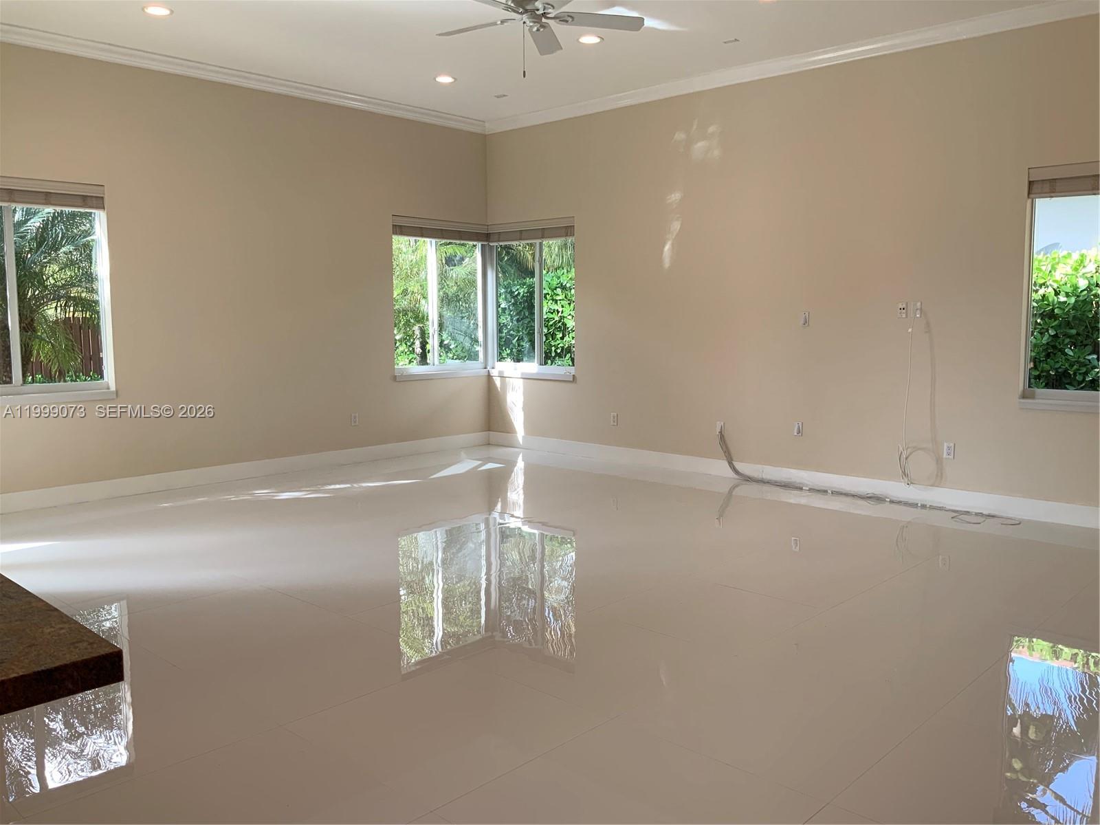 12308 Southwest 94th Place Miami, FL 33176 - Photo 11 of 21 a close view of tap