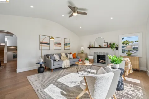 $1,899,000 | 415 Berkeley Park Boulevard, Kensington, CA 94706