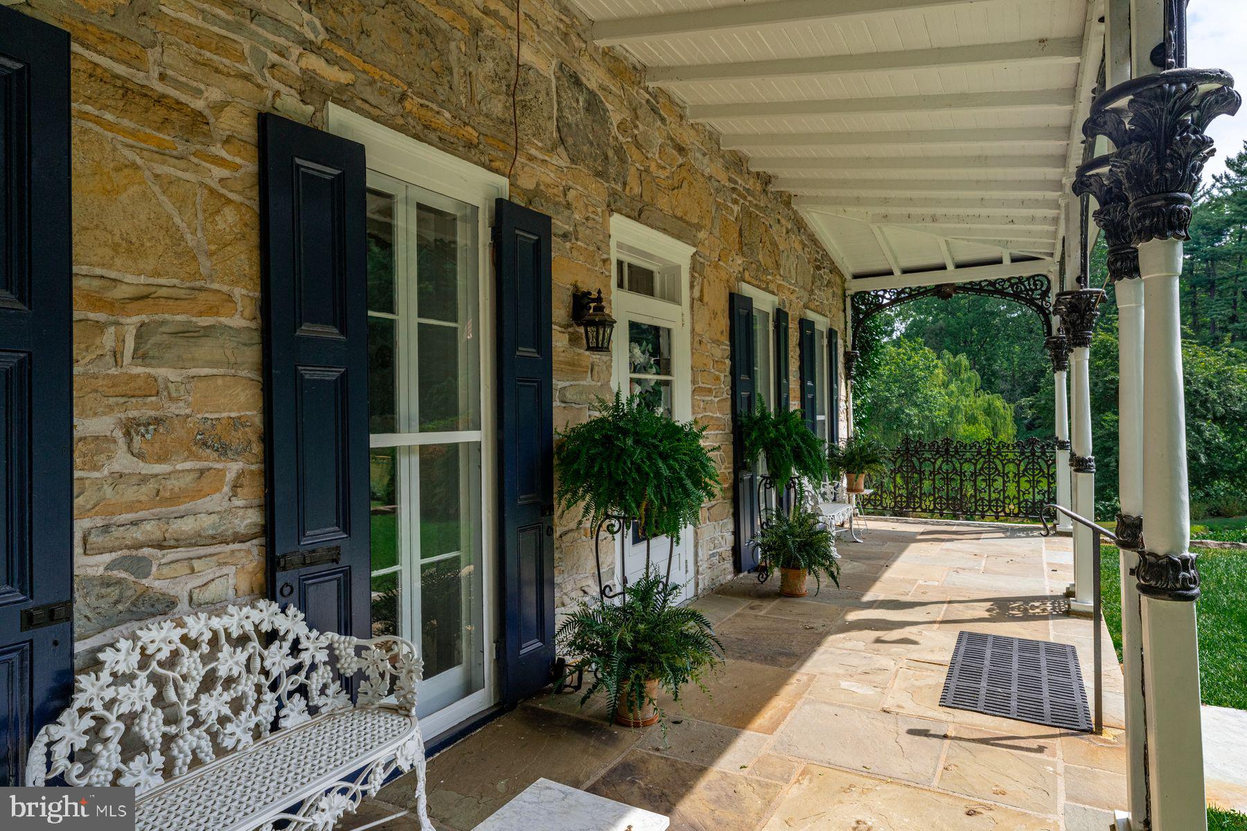 378 Bear Hill Road Paoli, PA 19301 - Photo 7 of 40