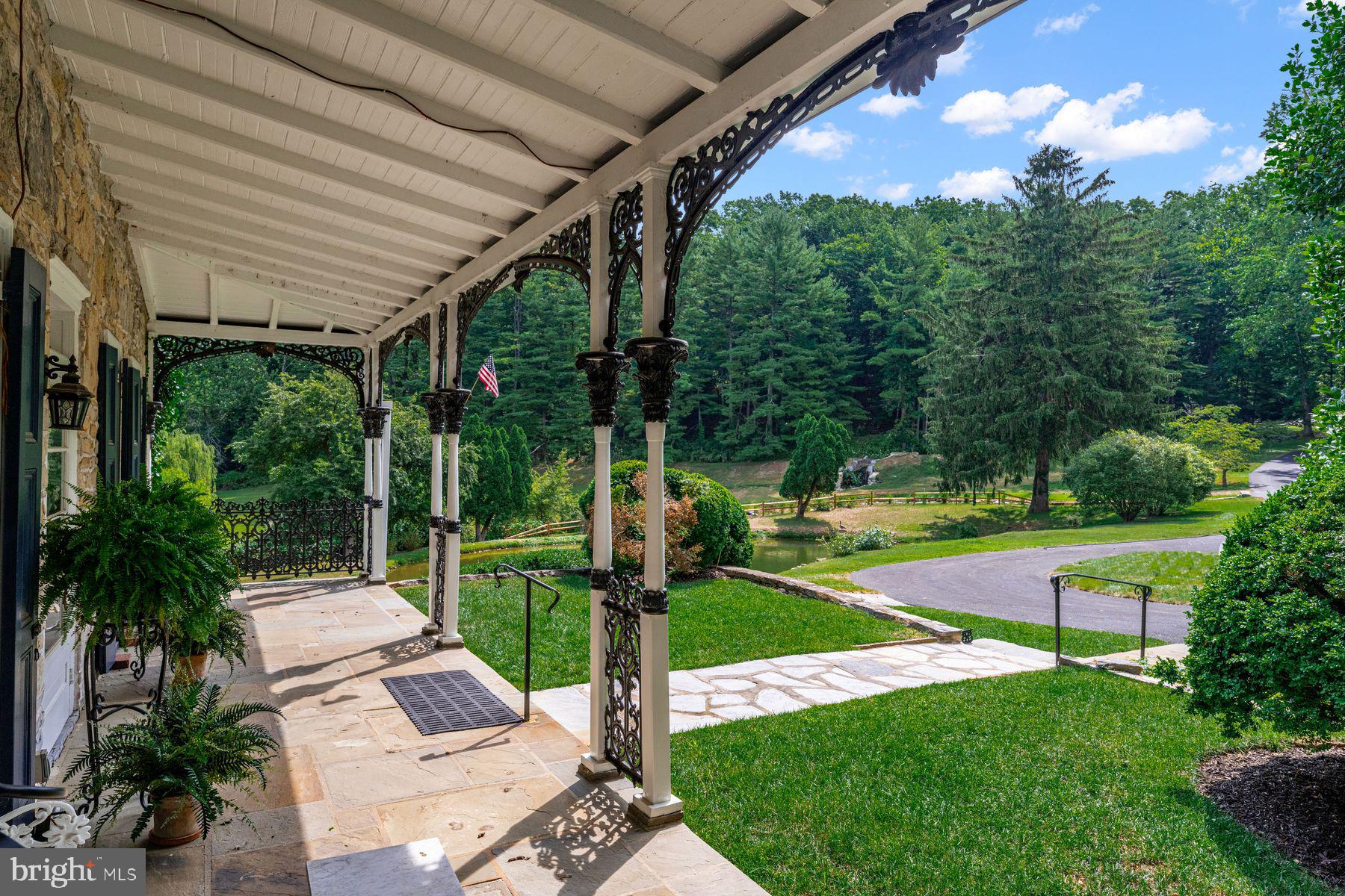 378 Bear Hill Road Paoli, PA 19301 - Photo 8 of 40