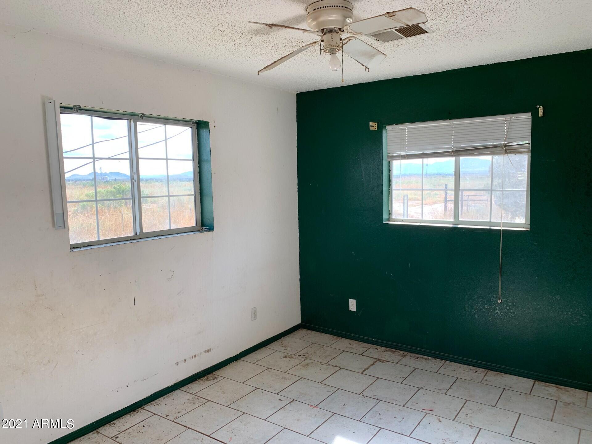 6768 South Wayward Winds Road Willcox, AZ 85643 - Photo 13 of 22 Bedroom #3