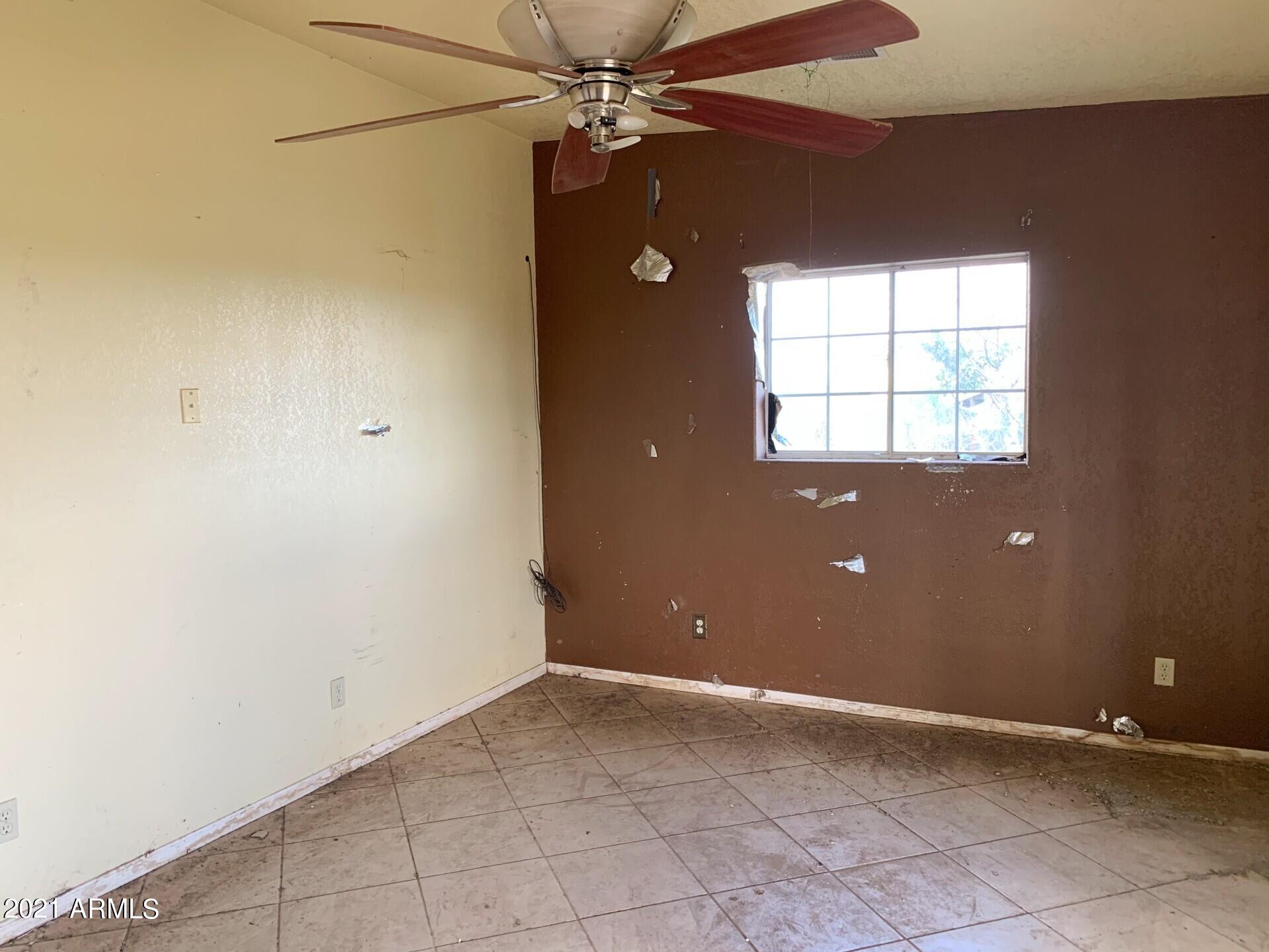6768 South Wayward Winds Road Willcox, AZ 85643 - Photo 18 of 22 Bonus Room