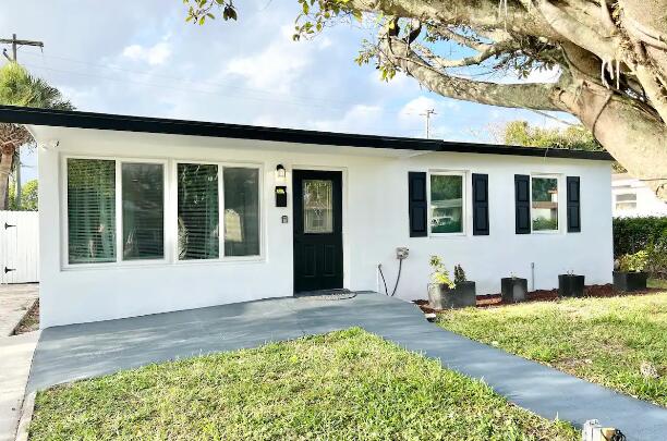 1353 9th Street West Palm Beach, FL 33401 - Photo 1 of 21 exterior